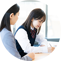 講師完全擔任制