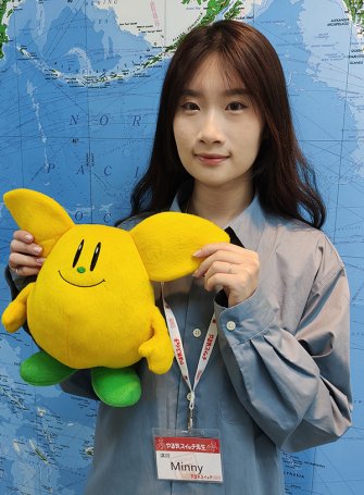 講師 Minny